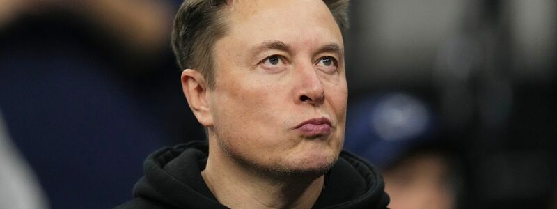 Bekommt erneut Kontra vom norwegischen Öl-Fonds. Elon Musk. (Archivbild) - Foto: Matt Rourke/AP/dpa