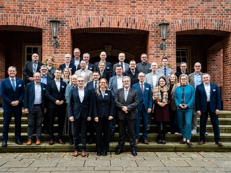 BPOL-AKAD: Herbsttagung der Arbeitsgemeinschaft der Polizeipräsidentinnen und Polizeipräsidenten zum Thema Herausforderungen und Lösungen im Kontext irregulärer Migration - Foto: presseportal.de