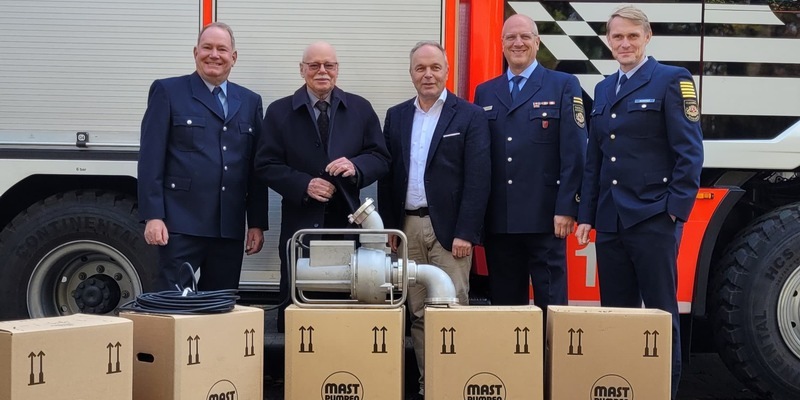 FW-HB: Dank Förderung: Spezialpumpen für die Freiwilligen Feuerwehren - Foto: presseportal.de