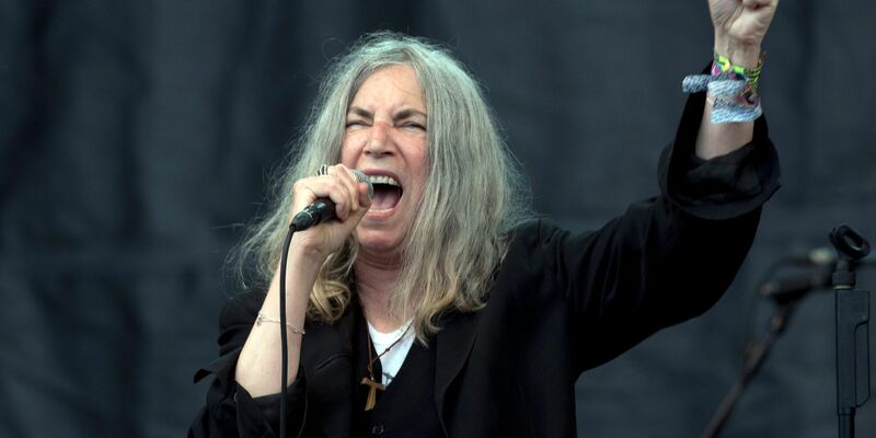 Patti Smith wurde mit dem Musikalbum «Horses» bekannt (Archivbild). - Foto: Hannah Mckay/EPA/dpa