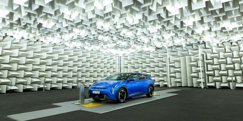 Hyundai prüft seine Europa-Modelle in Rüsselsheim mit modernen Anlagen.  - Foto: -/Hyundai/dpa