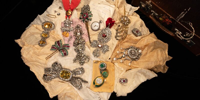 Die Familie möchte den Wert der Juwelen nicht beziffern. - Foto: -/Nasuna Stuart-Ulin/FTI Consulting, München/dpa