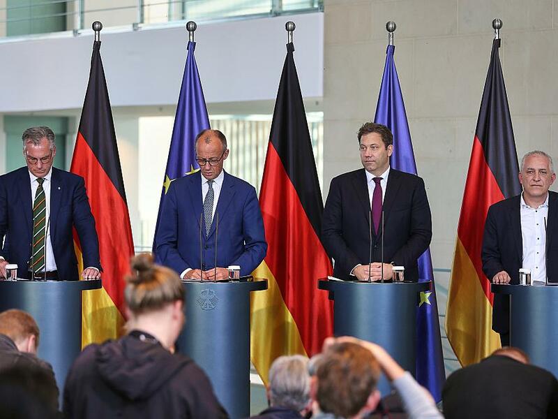 Stahlgipfel am 06.11.2025 - Foto: über dts Nachrichtenagentur