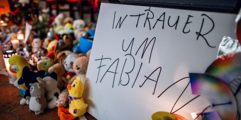 Nach dem gewaltsamen Tod des achtjährigen Fabian aus Güstrow wurde eine Tatverdächtige in Haft genommen. (Symbolbild) - Foto: Jens Büttner/dpa