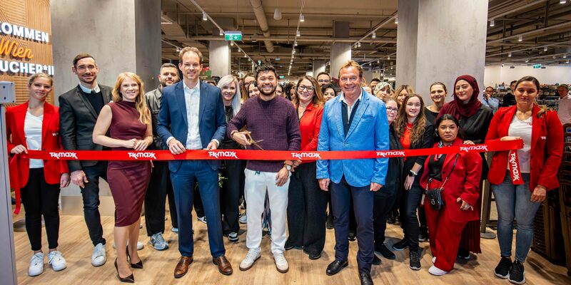 TK Maxx Opening in der MILLENNIUM City - Foto: TK Maxx über pressetext.de
