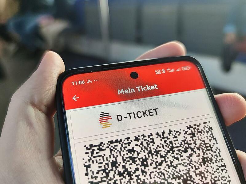 Deutschlandticket am 07.11.2025 - Foto: über dts Nachrichtenagentur