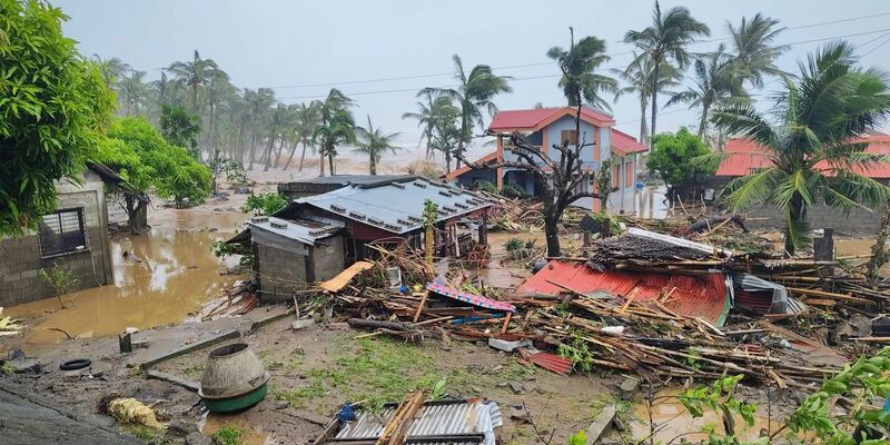 Der Supertaifun «Fung-Wong» hat die Philippinen erreicht. - Foto: ---/Catanduanes LGU/XinHua/dpa