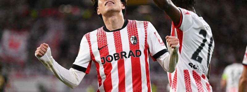 Yuito Suzuki war nach einer Ecke für Freiburg erfolgreich. - Foto: Harry Langer/dpa