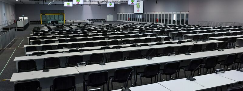 Für den Prozess wurde ein Interims-Gerichtsgebäude errichtet. (Archivbild) - Foto: Jan Woitas/dpa