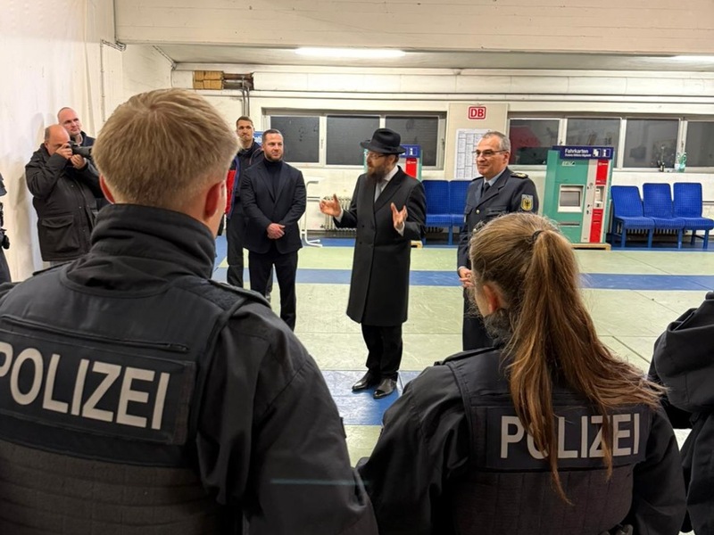 BPOL-AKAD: Jüdisches Leben im Dialog - Rabbiner Yehuda Teichtal zu Gast an der Bundespolizeiakademie - Foto: presseportal.de