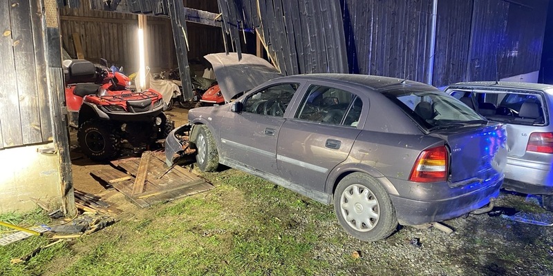 POL-PIROK: Verkehrsunfall mit verletzter Person und Kind in PKW - Foto: presseportal.de