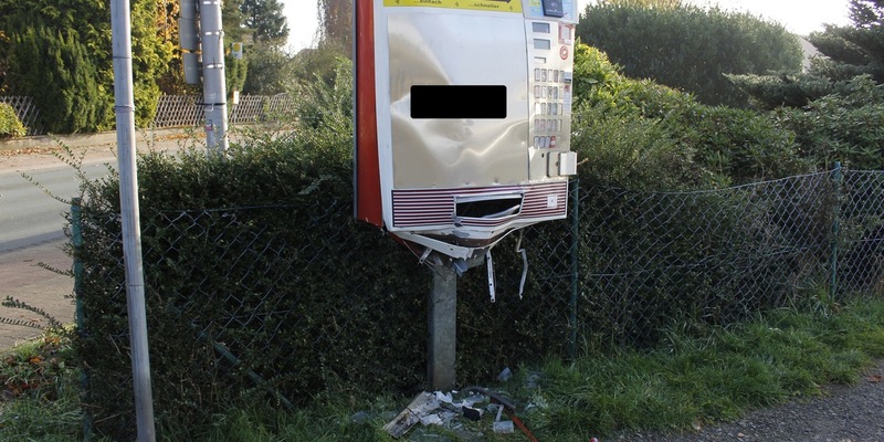 POL-MI: Zigarettenautomat durch Explosion beschädigt - Foto: presseportal.de