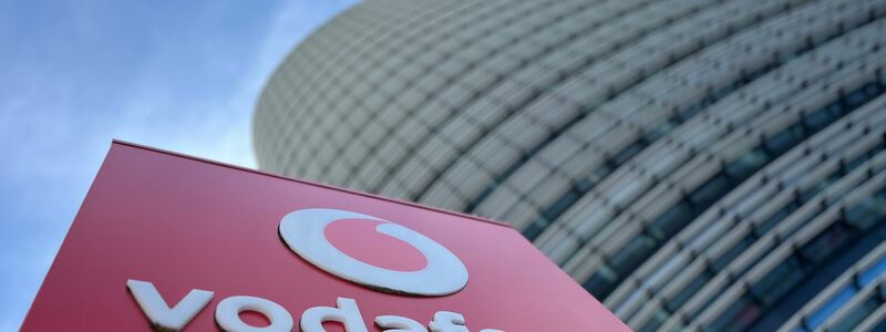 Eitel Sonnenschein herrscht nicht bei Vodafone, aber die stürmischen Zeiten der vergangenen Jahre sind wohl vorüber. (Archivbild) - Foto: Wolf von Dewitz/dpa