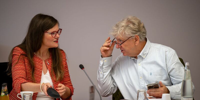 Vier BSW-Landtagsabgeordnete aus Brandenburg treten aus der Partei aus - darunter Jouleen Gruhn und André von Ossowski. (Archivbild) - Foto: Soeren Stache/dpa