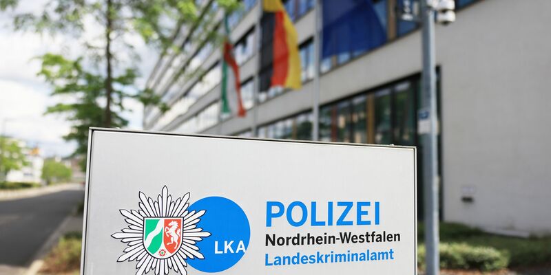 Beim Landeskriminalamt (LKA) in Düsseldorf liefen die Fäden des Einsatzes zusammen (Archivfoto) - Foto: Oliver Berg/dpa