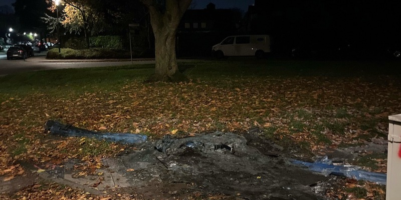 POL-DU: Overbruch: Mobile Toilettenkabine in Brand gesetzt - Polizei sucht Zeugen - Foto: presseportal.de