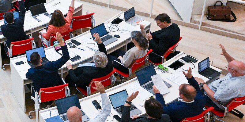 Die Koalition von SPD und BSW in Brandenburg ist in einer Krise - in der BSW-Fraktion rumort es. (Archivbild) - Foto: Jens Kalaene/dpa