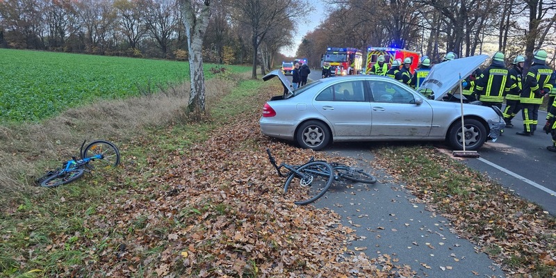 POL-STD: Zwei Verletzte bei Unfall auf der Bundesstraße 73 zwischen Dollern und Agathenburg - Foto: presseportal.de