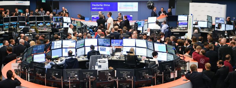 2018 kam Healthineers an die Börse. (Archivbild) - Foto: Arne Dedert/dpa