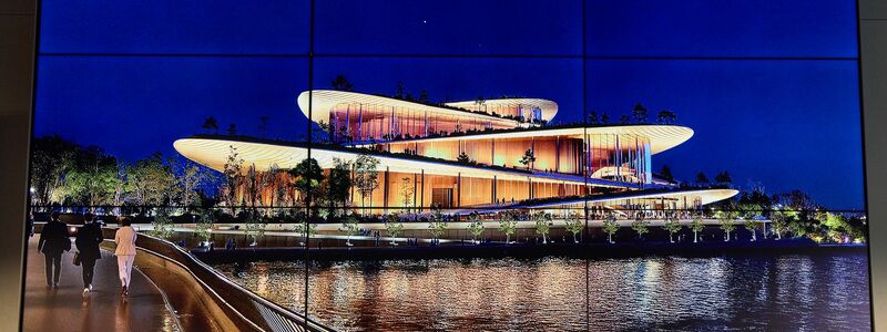 Die Beteiligten nach der Vorstellung. - Foto: Georg Wendt/dpa