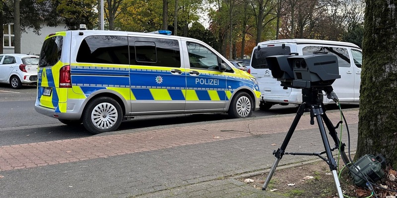 POL-KLE: Kreis Kleve - Schwerpunkteinsatz von Kreispolizeibehörde und dem Kreis Kleve zur Bekämpfung schwerer und schwerster Verkehrsunfälle / 263 Verkehrsverstöße festgestellt! - Foto: presseportal.de