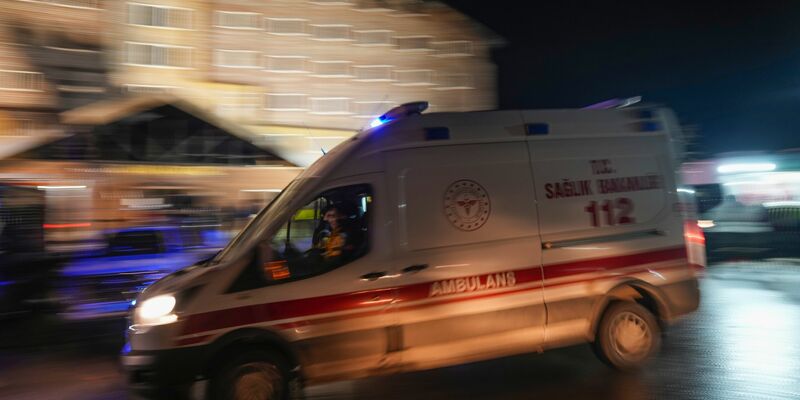 Bei den in Istanbul mutmaßlich an einer Lebensmittelvergiftung gestorbenen beiden Kindern handelt es sich um deutsche Staatsangehörige. - Foto: Francisco Seco/AP/dpa