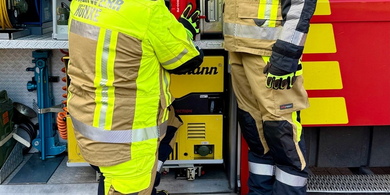 FW Hünxe: Zusätzliche Schutzkleidung für die Feuerwehr Hünxe - Foto: presseportal.de
