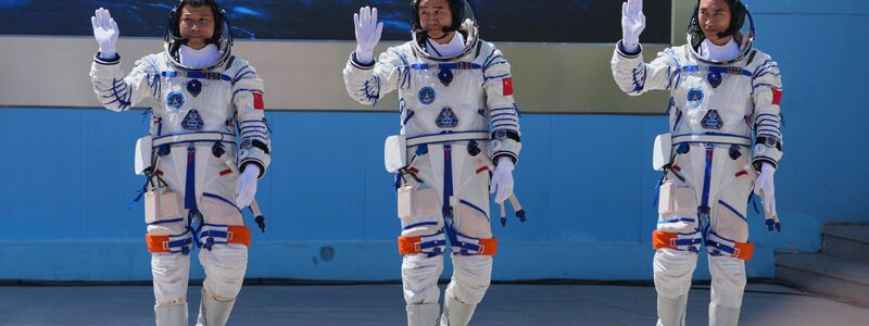 Die Astronauten mussten länger als geplant im All bleiben. (Archivbild) - Foto: Andy Wong/AP/dpa