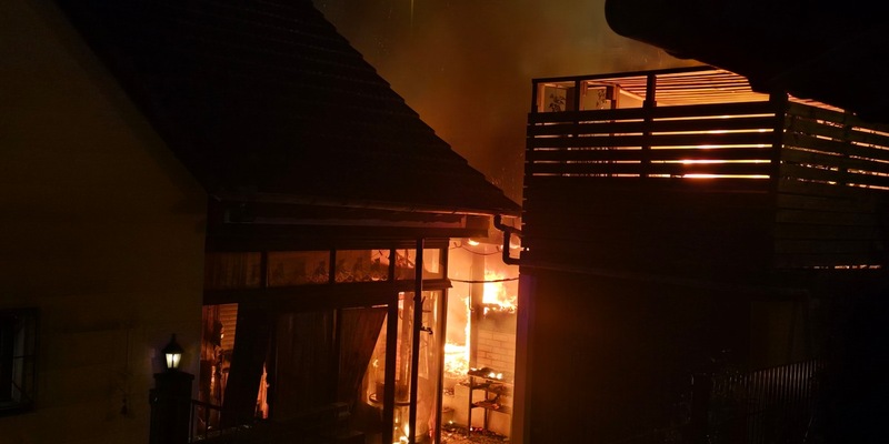 POL-PPWP: Person bei Gartenhausbrand schwer verletzt - Foto: presseportal.de