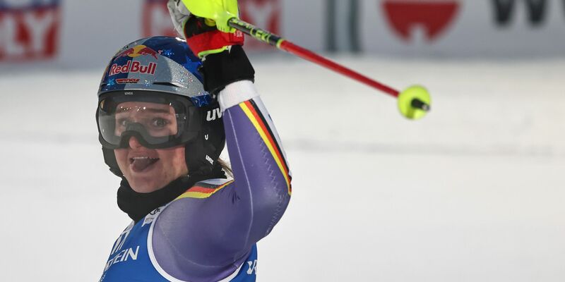 Seriensiegerin Mikaela Shiffrin fuhr in einer eigenen Liga. - Foto: Marco Trovati/AP/dpa