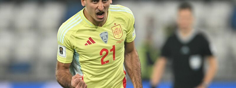 Mikel Oyarzabal führte Spanien mit einem Doppelpack zum Sieg. - Foto: Tamuna Kulumbegashvili/AP/dpa