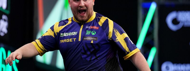 Titelgewinn und Platz eins: Darts-Wunderkind Luke Littler. - Foto: Martin Rickett/PA Wire/dpa
