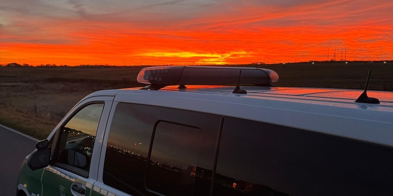 HZA-P: Zoll stoppt Bodypacker am Flughafen BER mit 100 Päckchen Kokain im Körper / Zollfahndungsamt Berlin Brandenburg übernimmt die Ermittlungen - Foto: presseportal.de