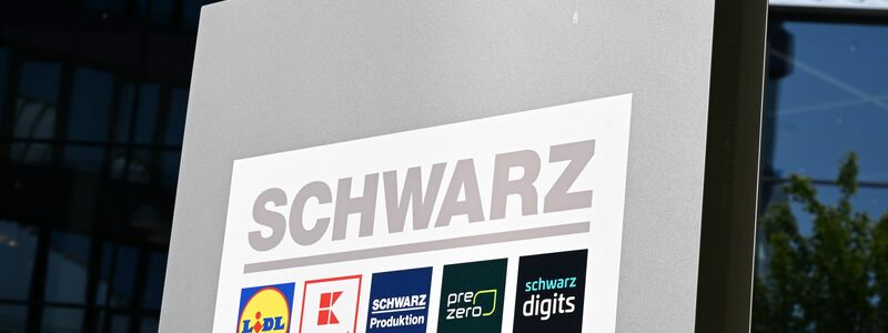 Die Schwarz-Gruppe investiert Milliarden in Rechenzentren. (Archivbild) - Foto: Bernd Weißbrod/dpa