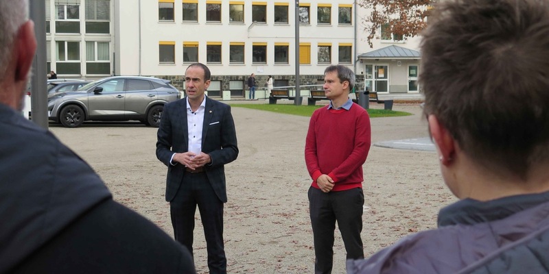 Mittelhessen: GIEßEN: Polizeiführung aus Mittelhessen besucht Notaufnahmelager Gießen - Foto: presseportal.de