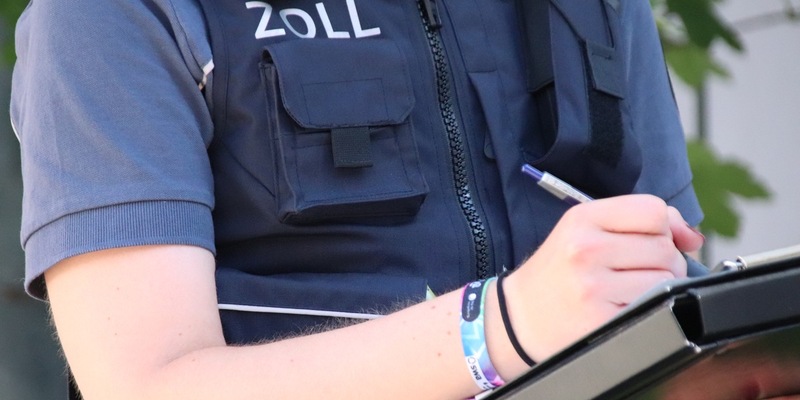 HZA-A: Augsburger Zoll nimmt Wach- und Sicherheitsgewerbe ins Visier/Bundesweite Schwerpunktprüfung - Foto: presseportal.de