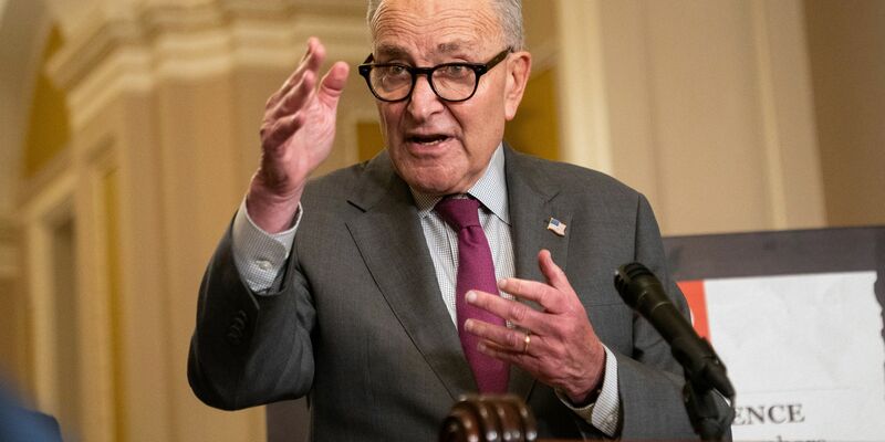 Schumer bediente sich eines Verfahrens namens «unanimous consent». (Archivbild) - Foto: Allison Robbert/AP/dpa