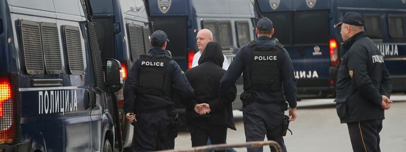 In Skopje beginnt ein Prozess gegen Dutzende mutmaßlich Verantwortliche für den verheerenden Brand in einem Nachtclub, infolge dessen 63 Menschen ums Leben kamen. - Foto: Boris Grdanoski/AP/dpa