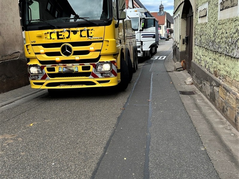 POL-PDLD: Klingenmünster - Verkehrsbehinderung durch Pannen-Lkw - Foto: presseportal.de