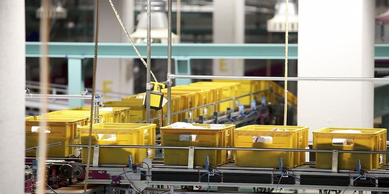 HZA-KI: Schnäppchen oder Stolperfalle? Der Zoll warnt vor Risiken beim Online-Shopping zu Weihnachten und Black Friday - Foto: presseportal.de