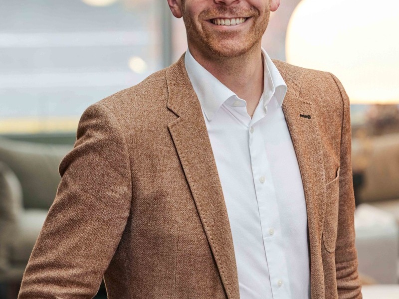 ROLAND Rechtsschutz unterstützt BILD-Initiative zur Bekämpfung von Gewalt gegen Frauen / Für den guten Zweck steuert der Rechtsschutz-Versicherer seine kostenfreie Hilfsberatung bei - Foto: presseportal.de