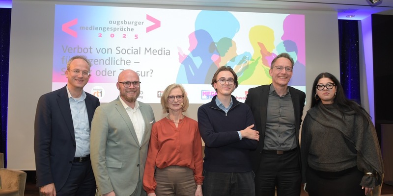 Leitplanken vor Verboten / Social Media erst ab 16? Spannende Diskussion bei den Augsburger Mediengesprächen - Foto: presseportal.de