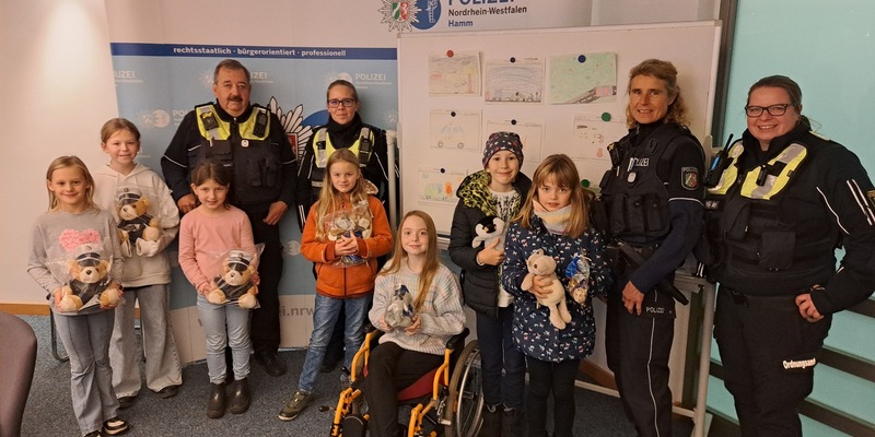 POL-HAM: Malwettbewerb für Kinder ein voller Erfolg - Foto: presseportal.de