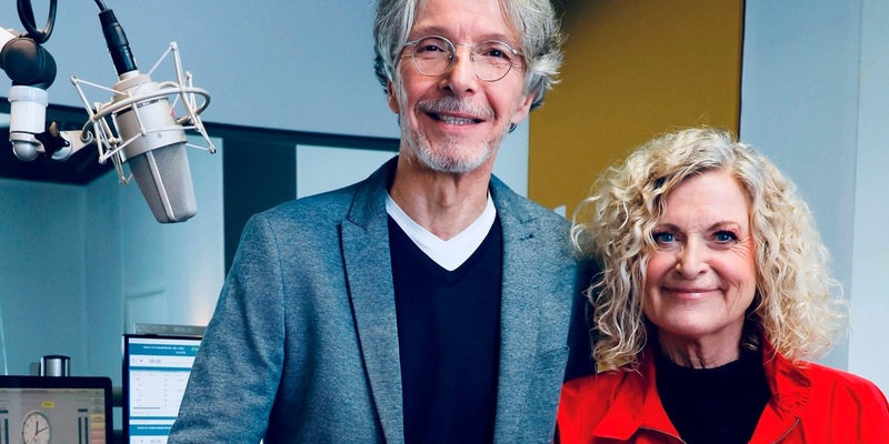 Nicht allein unterm Baum - Das Ausgehspiel in hr1 mit Susanne Fröhlich und Klaus Reichert - Foto: presseportal.de