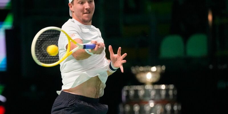 Die Entscheidung fiel erst im Doppel. - Foto: Luca Bruno/AP/dpa