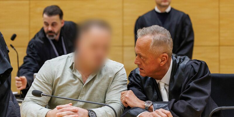 Bei den Schüssen vor dem Landgericht waren vier Menschen verletzt worden, teilweise schwer. (Archivbild) - Foto: Friso Gentsch/dpa