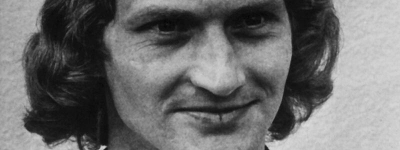 Fortuna Düsseldorf und Bayer Leverkusen trauern um Dieter Herzog. (Archivbild) - Foto: -/dpa