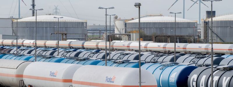 CO2 kann bereits über die Schiene transportiert werden. (Archivbild) - Foto: Hauke-Christian Dittrich/dpa
