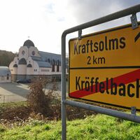 Nach der Sichtung eines silbernen Autos hofft die Polizei nun auf Zeugenhinweise. (Archivbild) - Foto: Christian Lademann/dpa