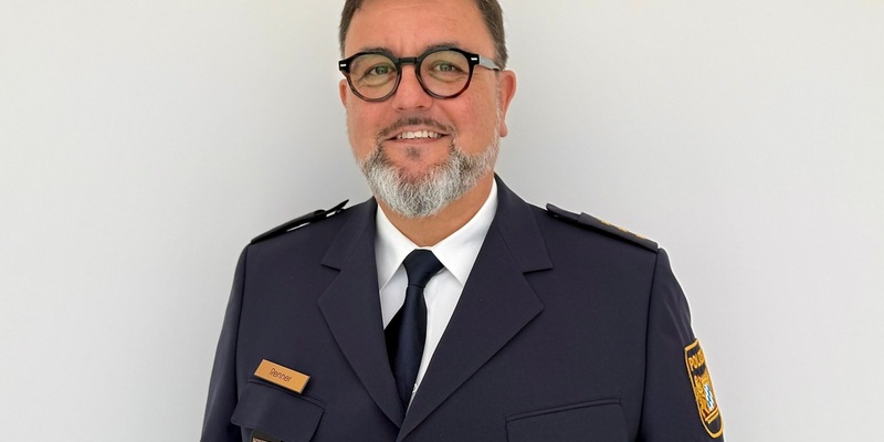 POL-MFR: (1096) Führungswechsel bei der Polizeiinspektion Nürnberg-Süd: Polizeidirektor Thomas Renner übernimmt Dienststellenleitung - Foto: presseportal.de